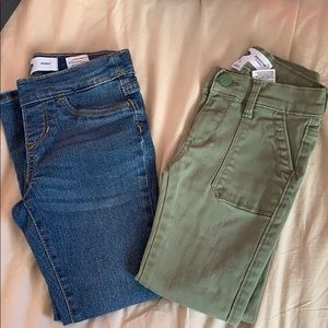 2 pairs Girls skinny jeans Size 6/7
